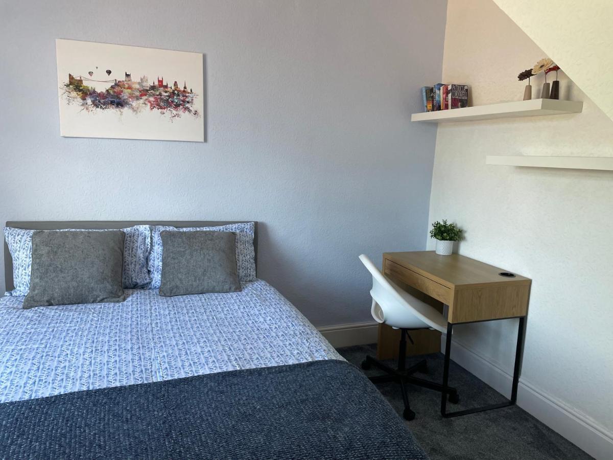 Maple Leaf Guest House Almondsbury Εξωτερικό φωτογραφία