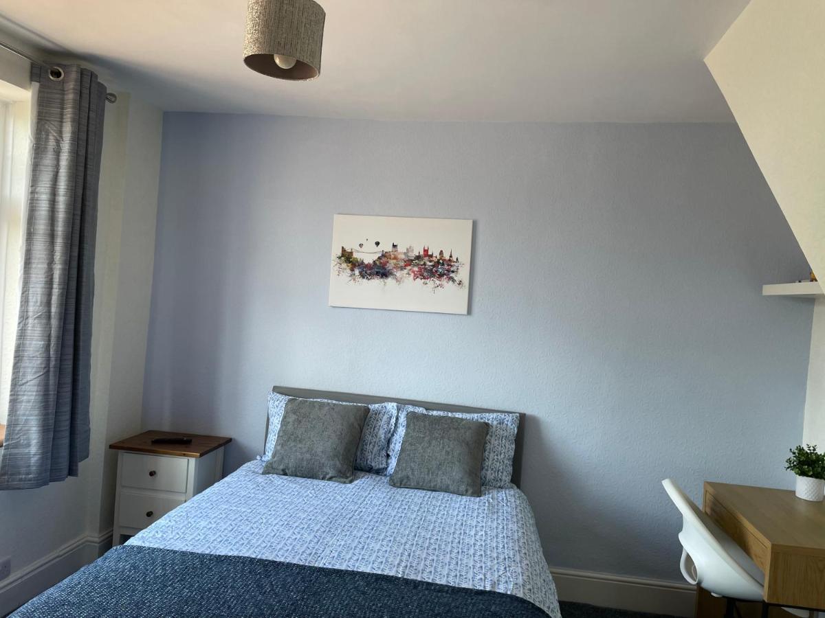 Maple Leaf Guest House Almondsbury Εξωτερικό φωτογραφία